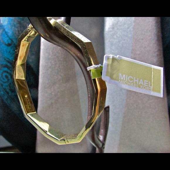 Michael Kors Jewelry - Michael Kor’s Unique Gold Bangle Bracelet